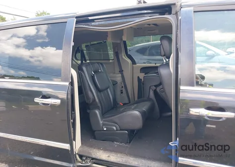 2014 Chrysler Town & Country Touring-L z USA, uszkodzony, nr VIN 2C4RC1CG4ER377148